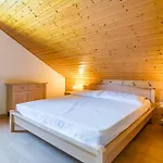 Ferienhaus Neues Urlauberdorf Hs 24 A *